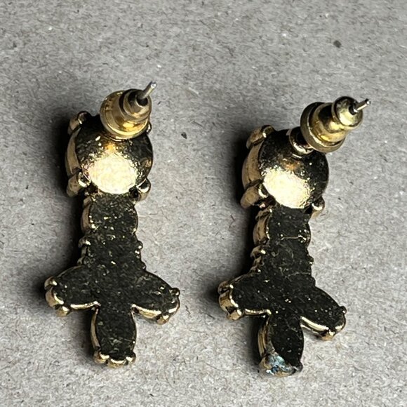 Vintage-Inspired Emerald Green & Gold Dangle Earrings - Picture 3 of 3